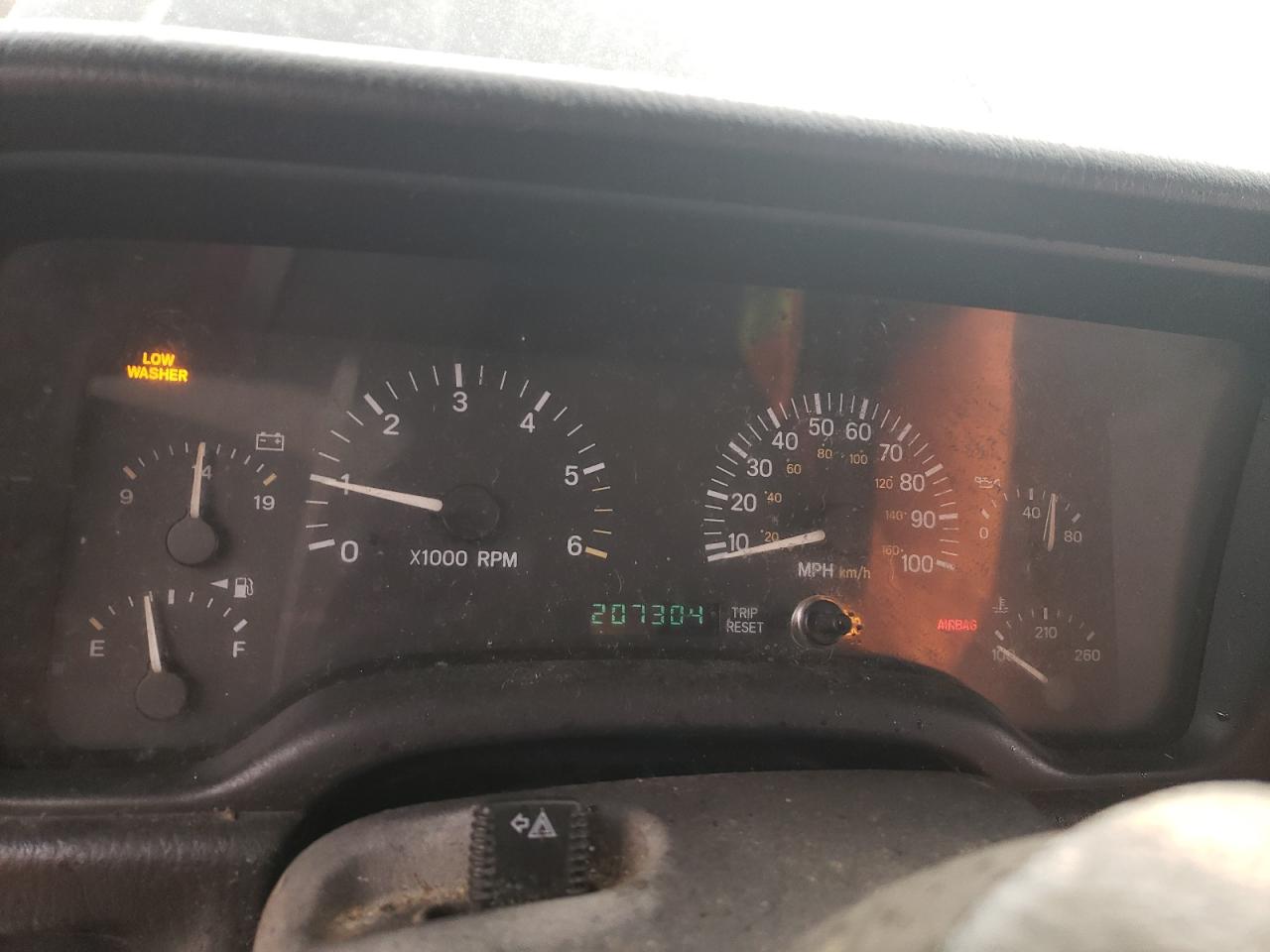 2000 Jeep Cherokee Classic VIN: 1J4FF58S0YL176126 Lot: 37258064