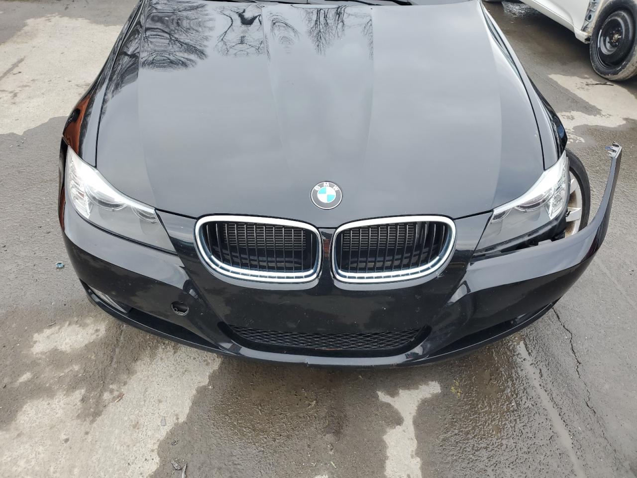 WBAPH7G51BNN06053 2011 BMW 328 I