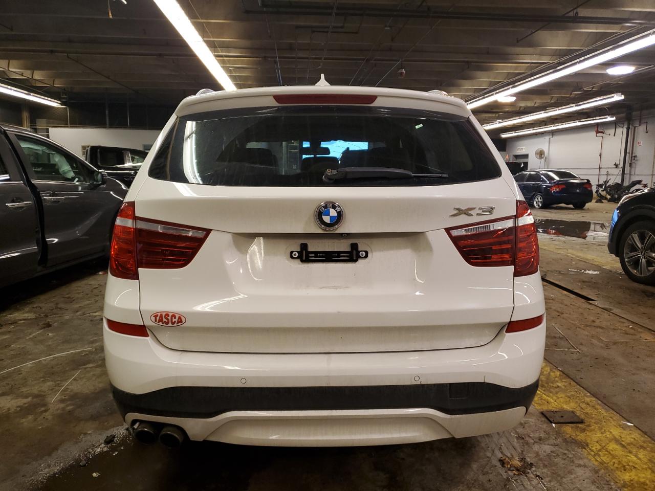 2016 BMW X3 xDrive28I VIN: 5UXWX9C54G0D69621 Lot: 39731744