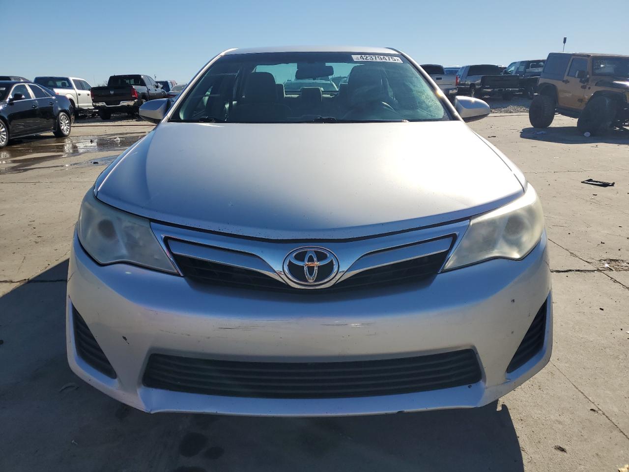 2014 Toyota Camry - Image 5