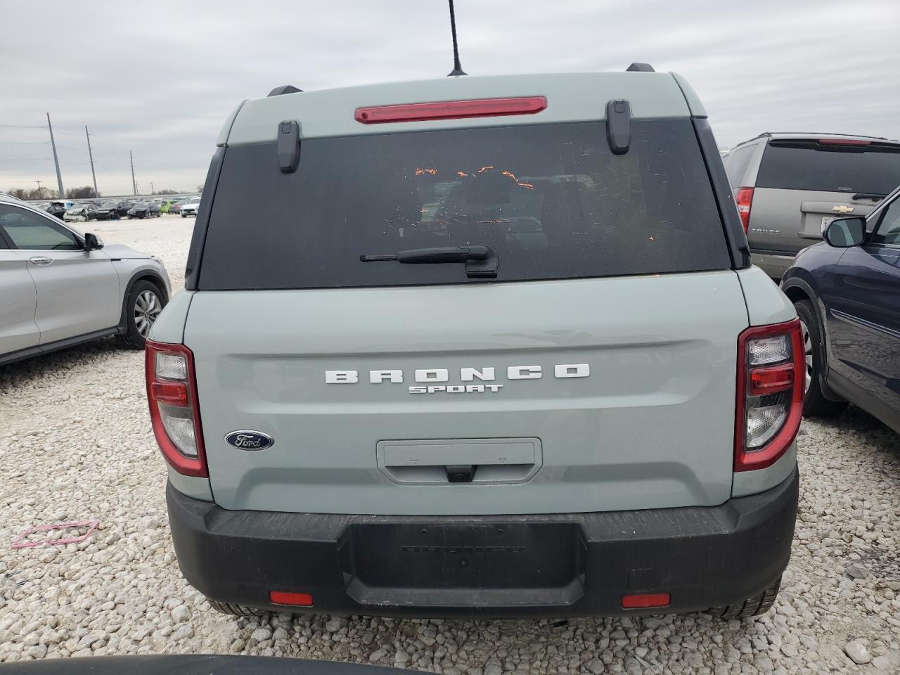 2023 Ford Bronco - Image 6