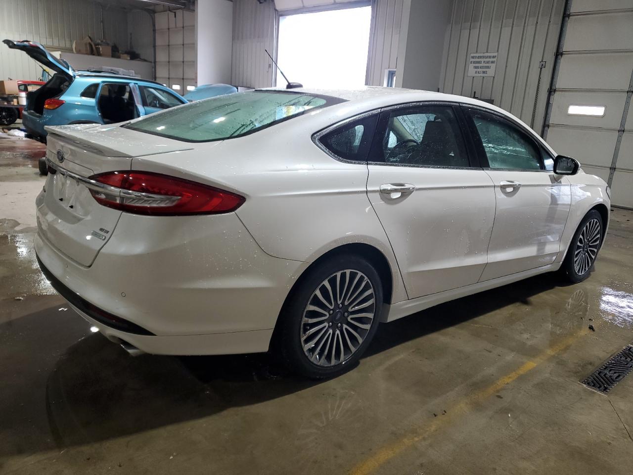 VIN 3FA6P0HD6JR216407 2018 FORD FUSION no.3