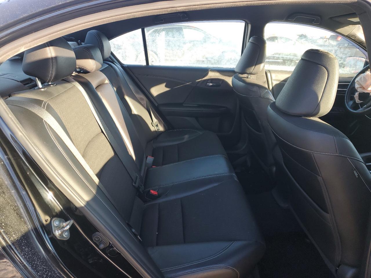 2017 Honda Accord - Image 10
