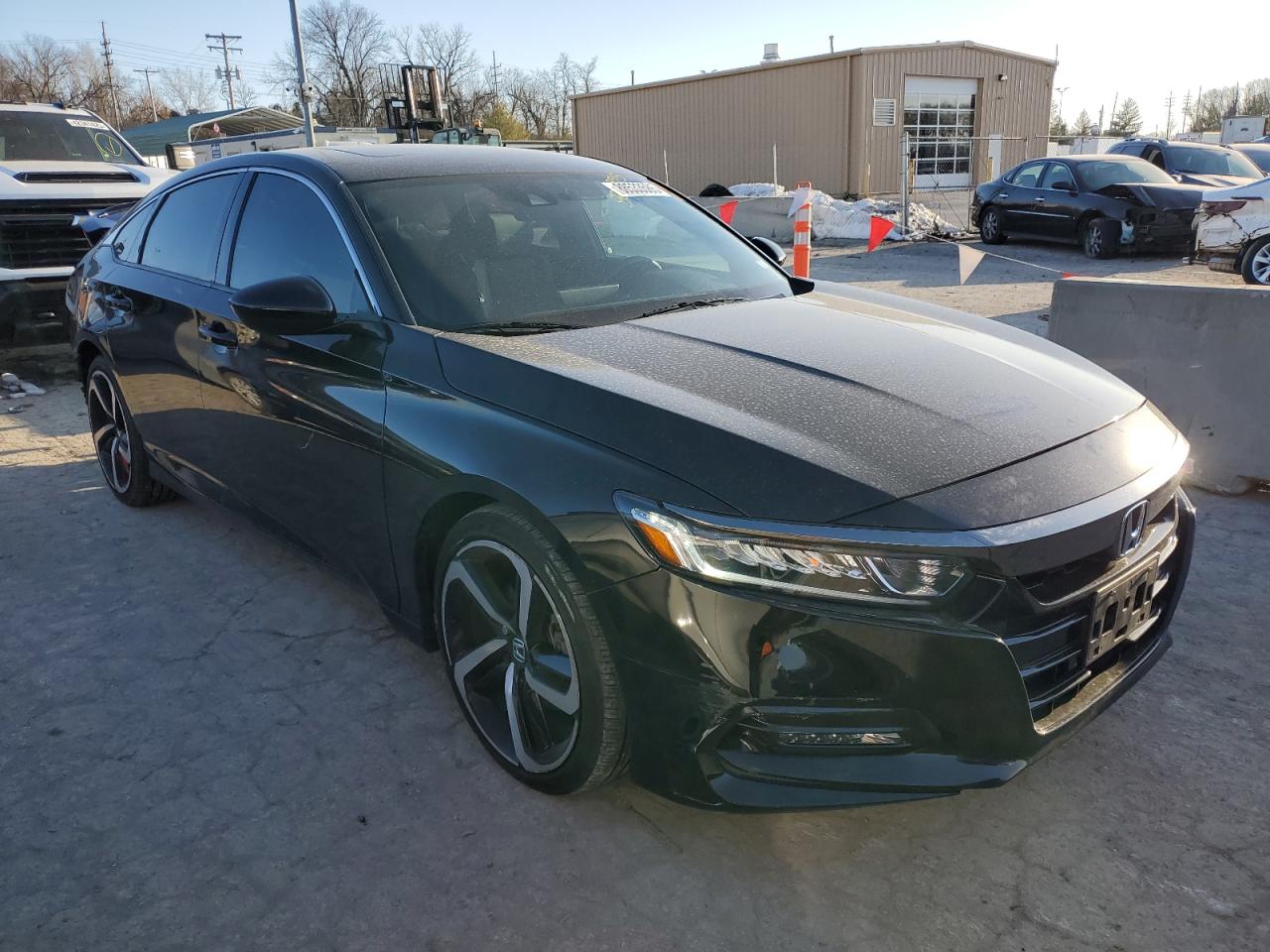 1HGCV2F3XJA035797 HONDA ACCORD 2018