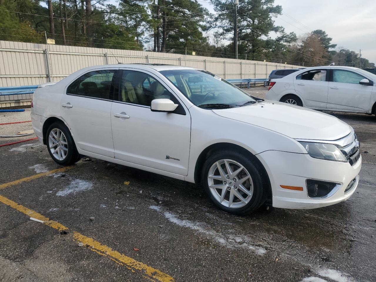 2010 Ford Fusion - Image 4