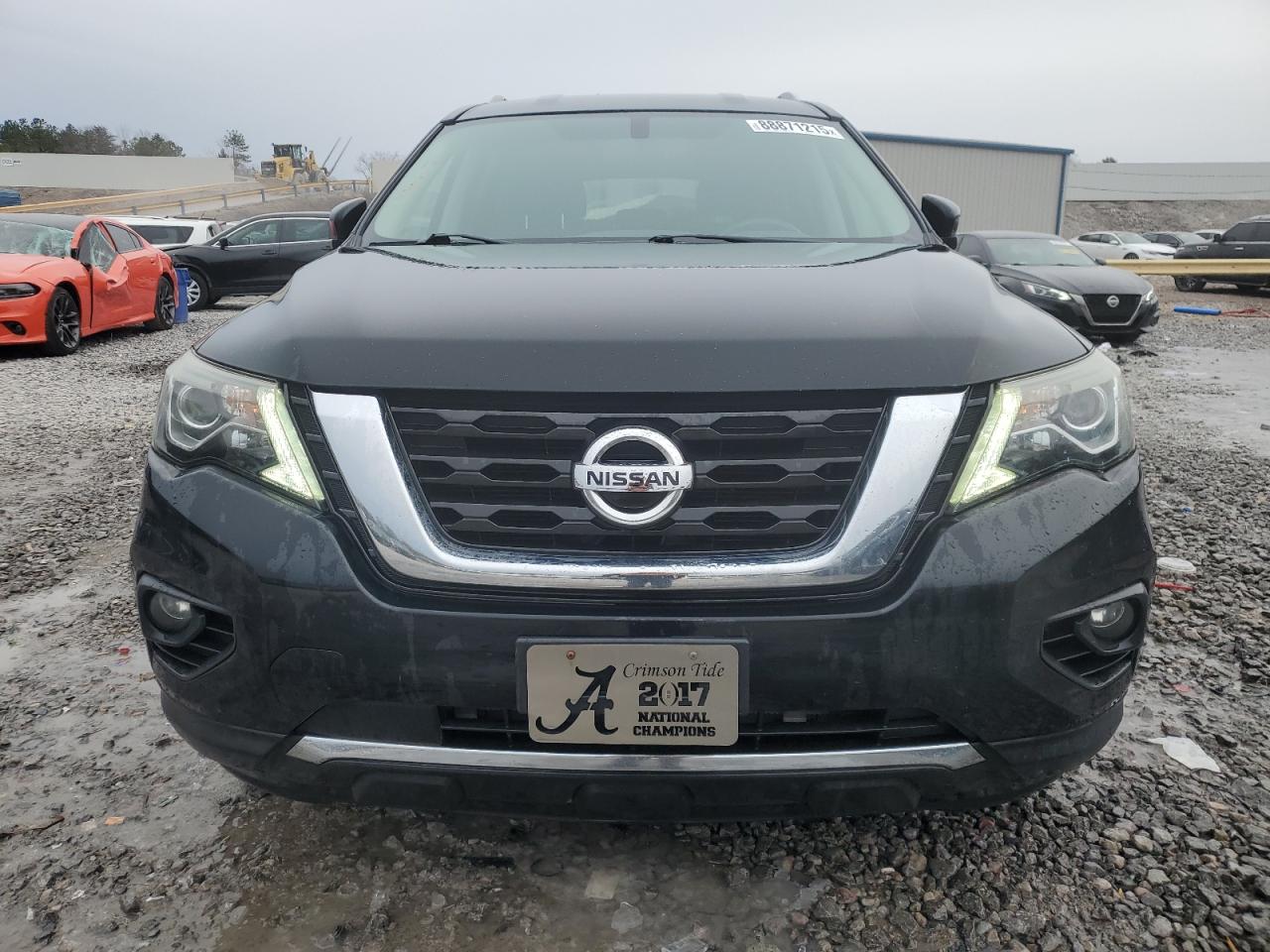 2017 Nissan Pathfinder - Image 5