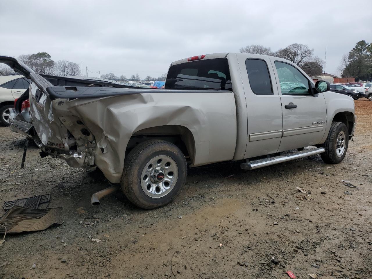 2009 GMC Sierra - Image 3