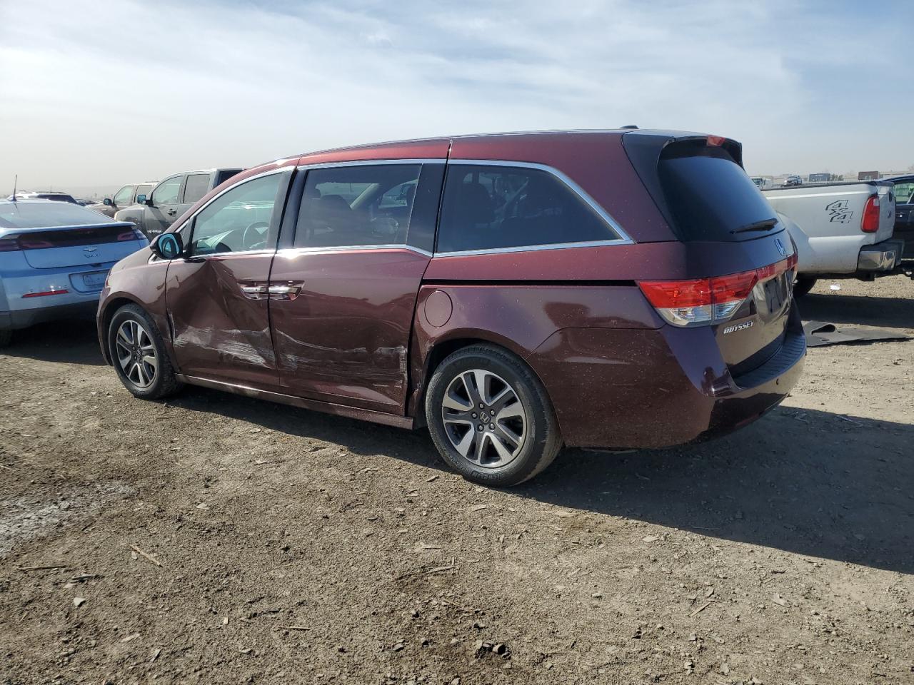 2014 Honda Odyssey - Image 2