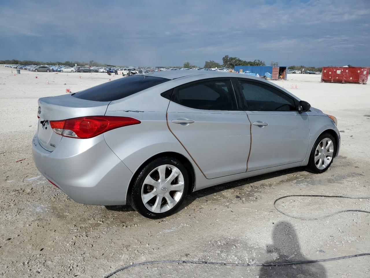 2012 Hyundai Elantra - Image 3