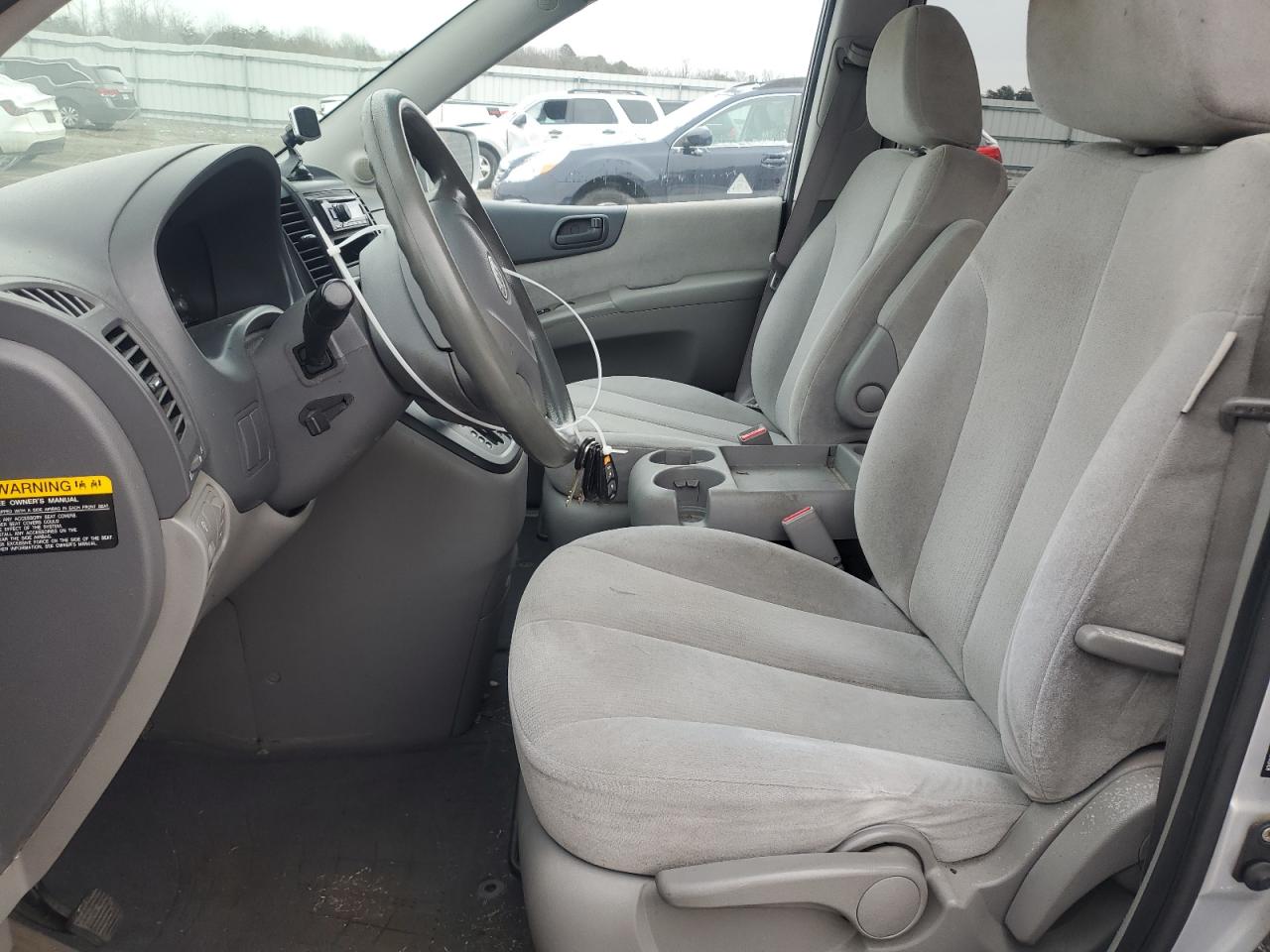 2008 Kia Sedona - Image 7