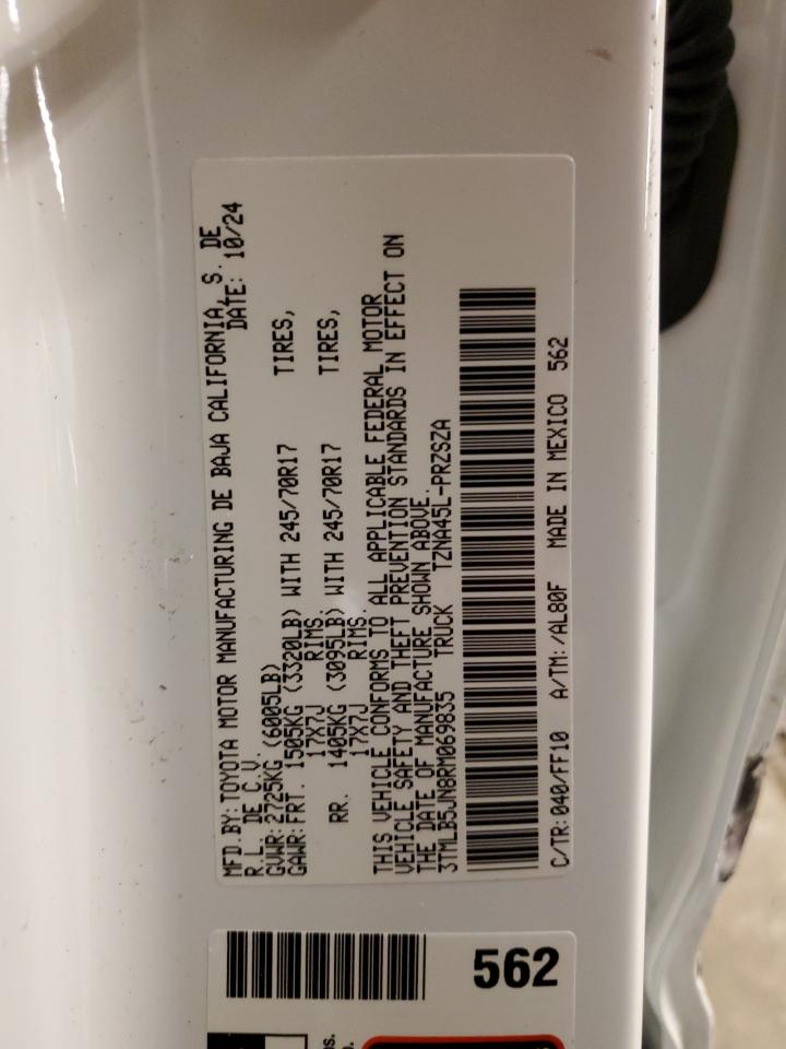 3TMLB5JN8RM069835 TOYOTA TACOMA 2024