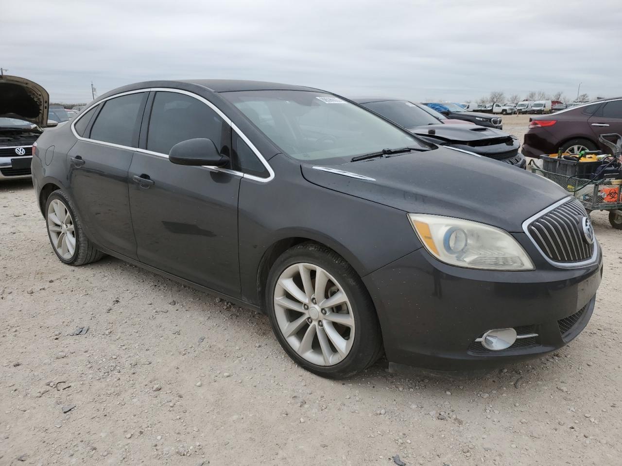 VIN 1G4PR5SK4G4117594 2016 BUICK VERANO no.4