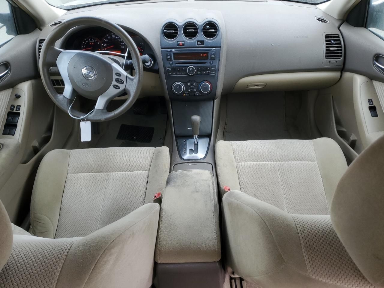 2009 Nissan Altima - Image 8