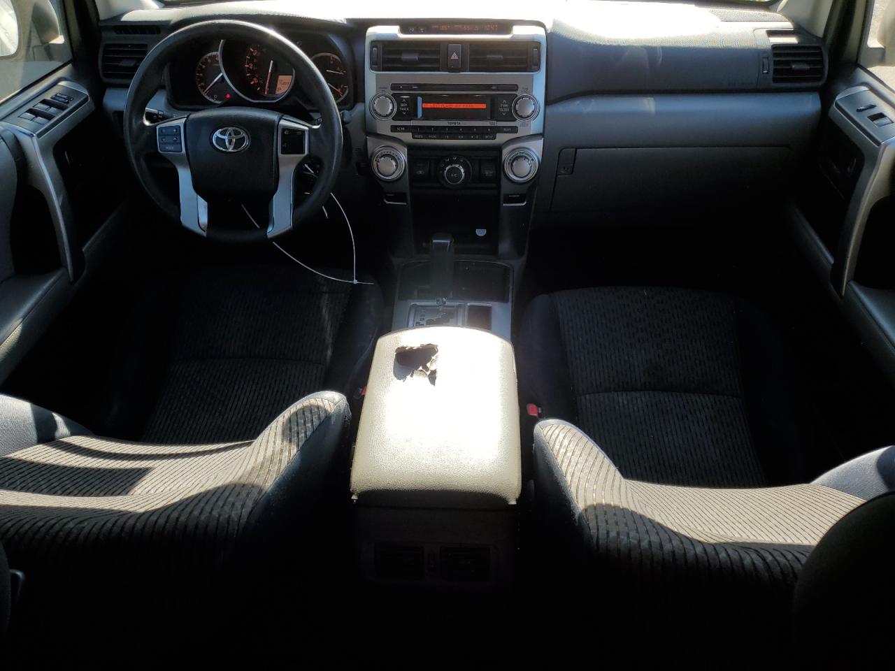 2010 Toyota 4Runner - Image 8