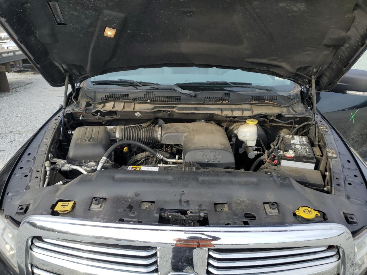 2016 RAM 1500 - Image 11