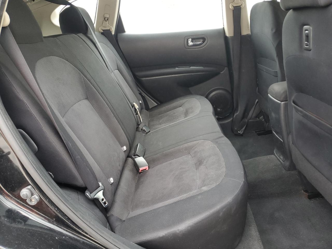 2011 Nissan Rogue - Image 11