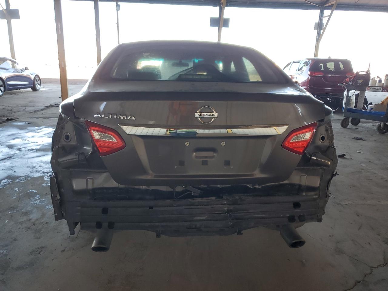 2016 Nissan Altima - Image 6