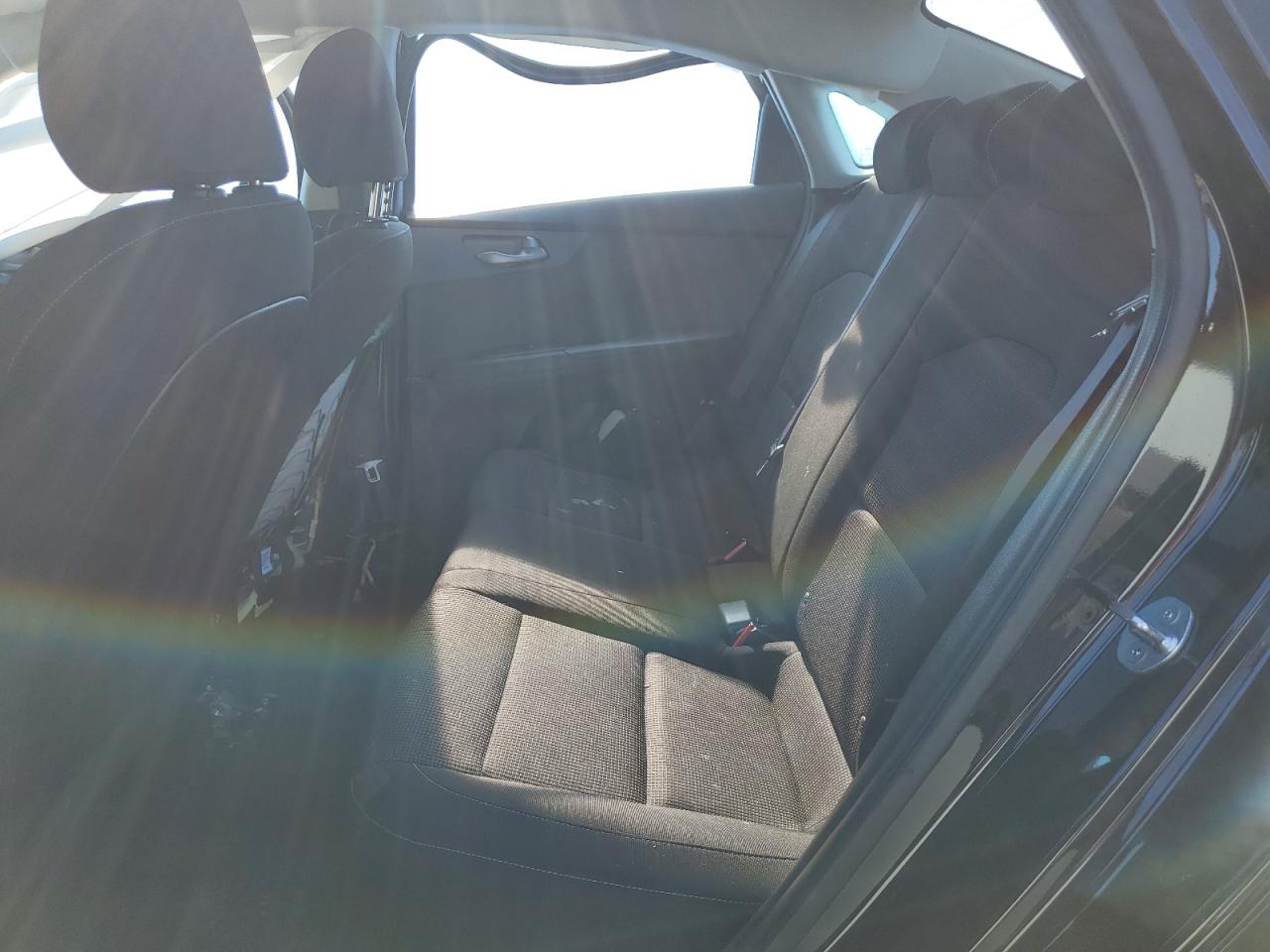 2020 Kia Forte - Image 10