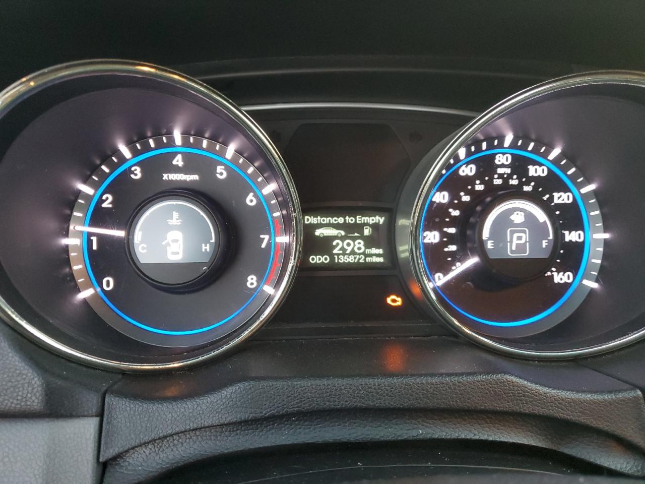 2011 Hyundai Sonata - Image 9
