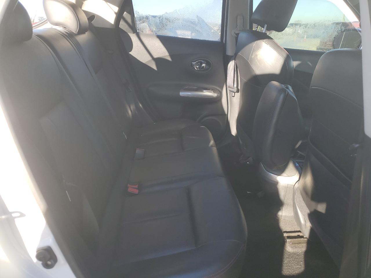 2013 Nissan Juke - Image 11