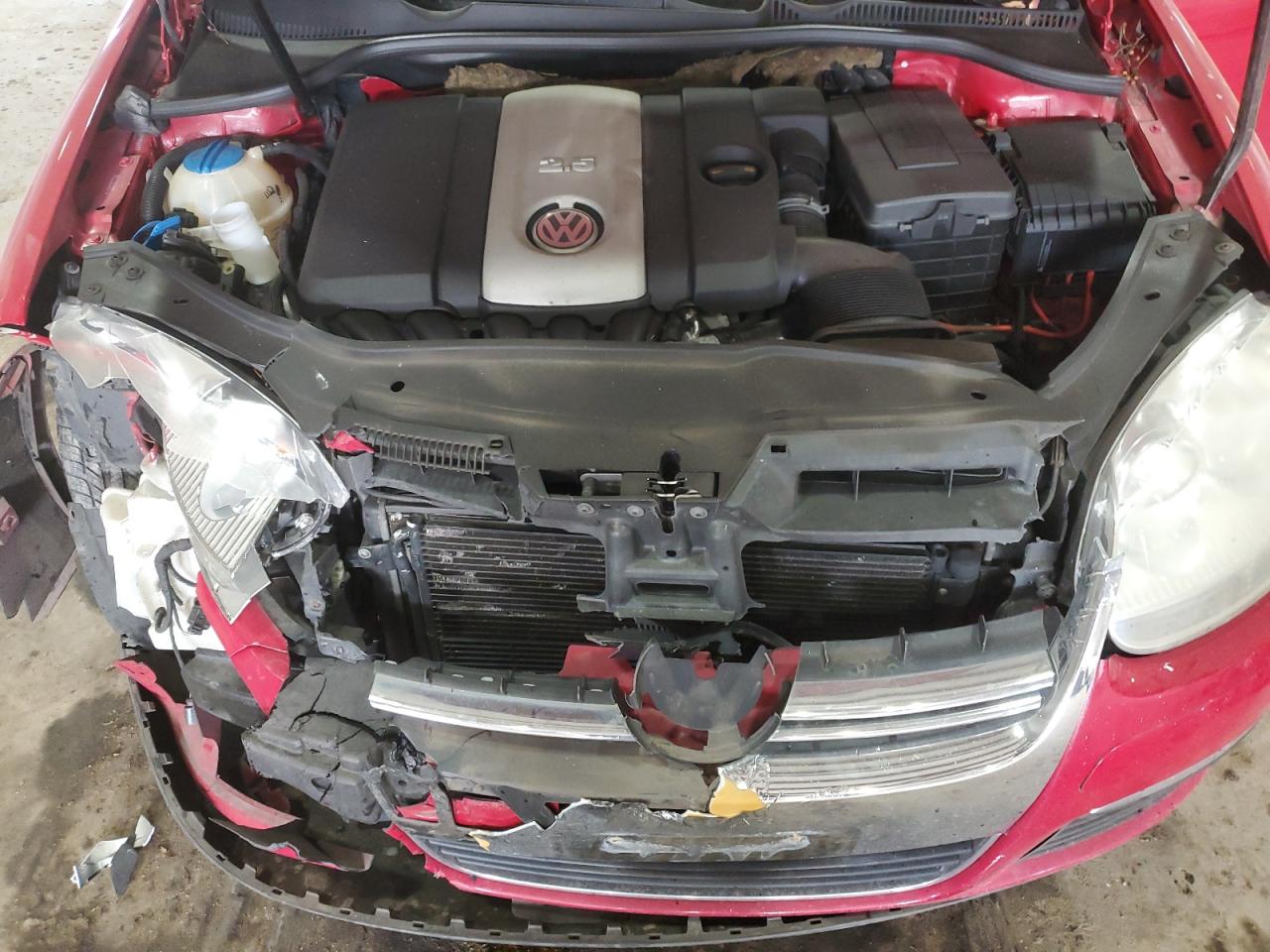 2009 Volkswagen Jetta - Image 11