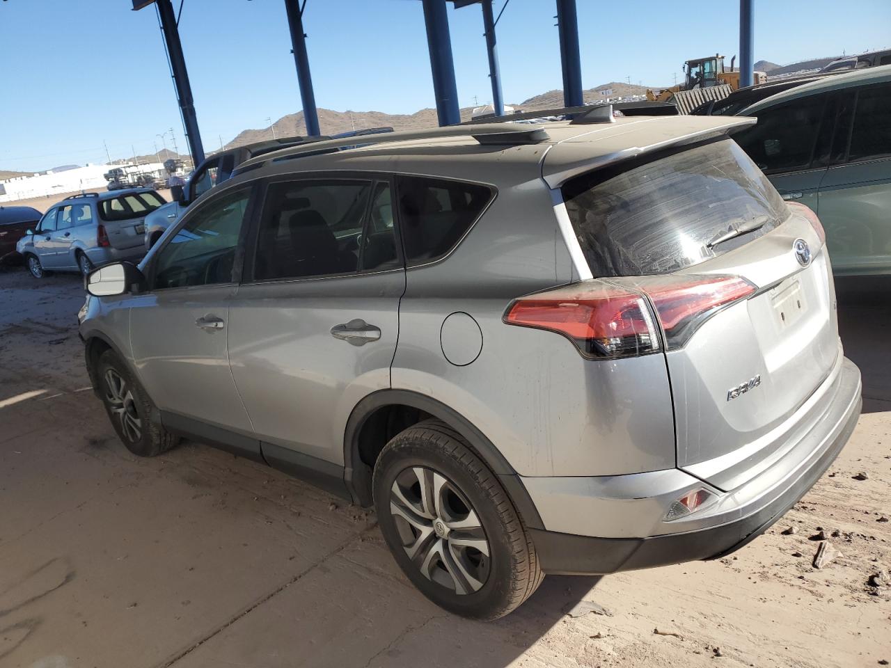 2016 Toyota RAV 4 - Image 2