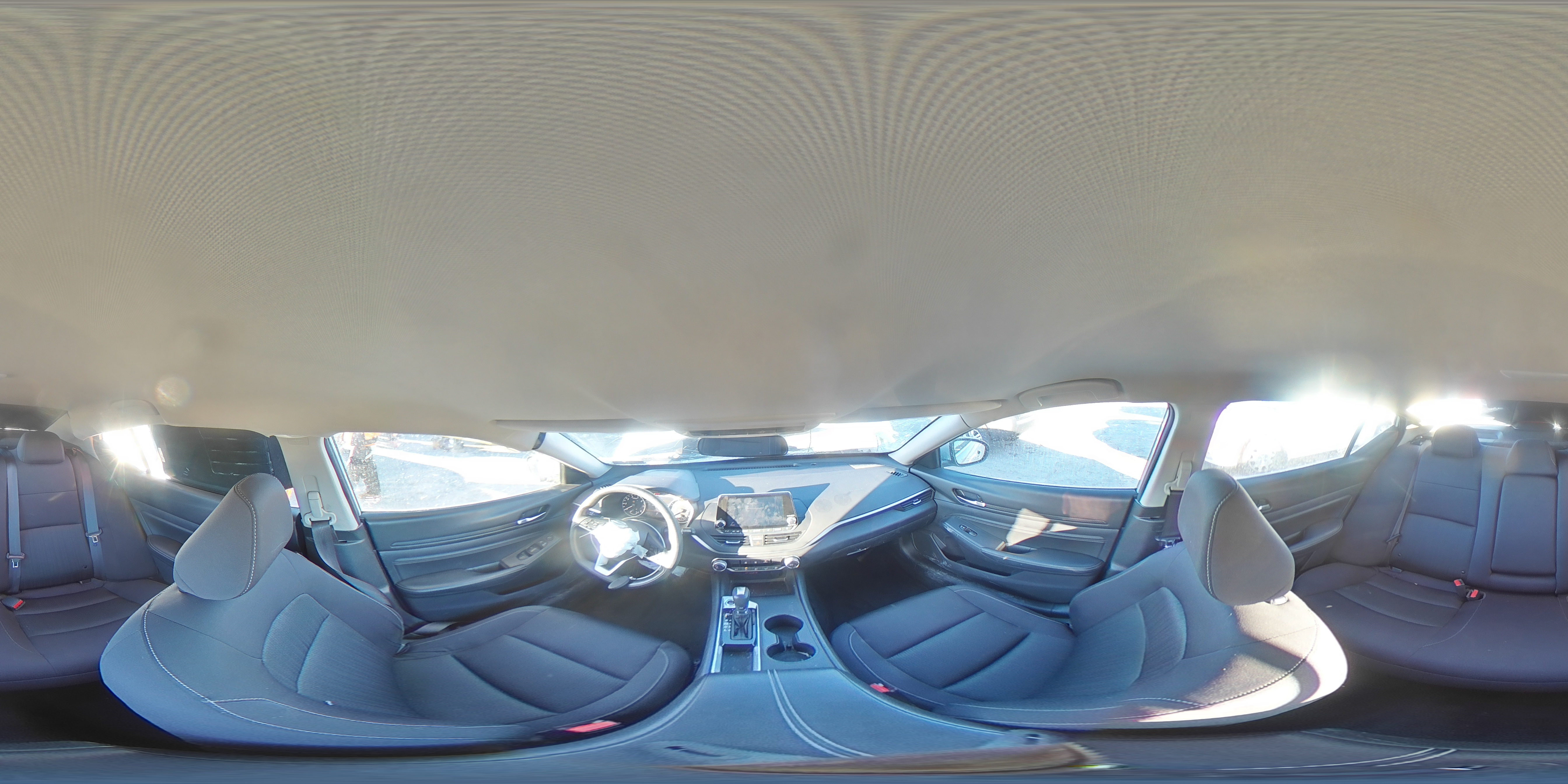2020 Nissan Altima - Image 13