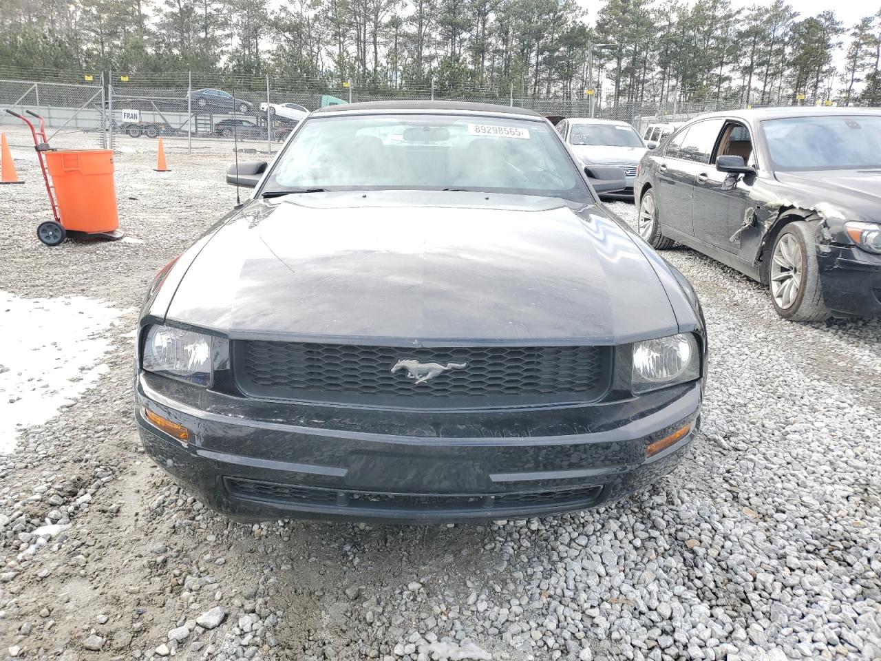 2009 Ford Mustang - Image 5