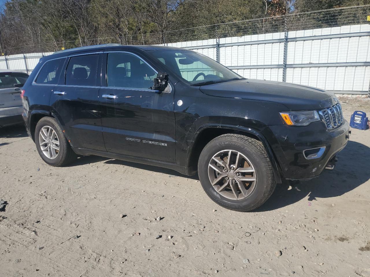 2018 Jeep Grand Cherokee - Image 4