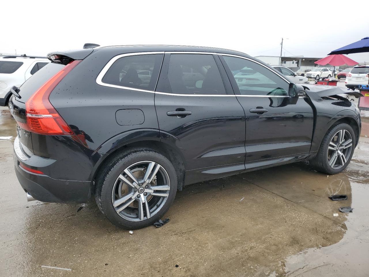 2018 Volvo XC60 - Image 3