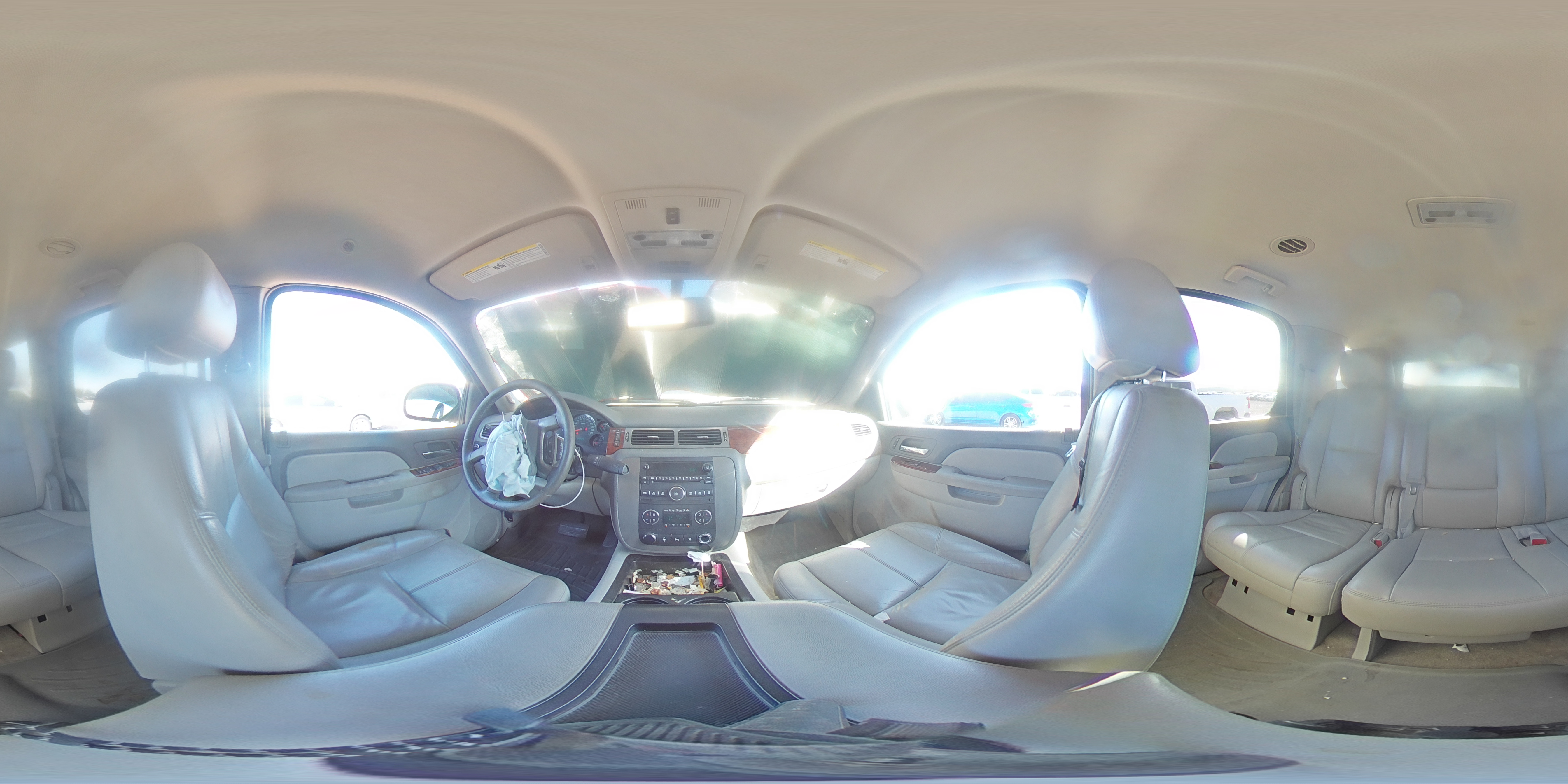 2011 GMC Yukon - Image 13