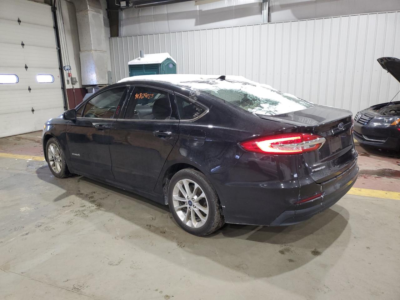 2019 Ford Fusion - Image 2