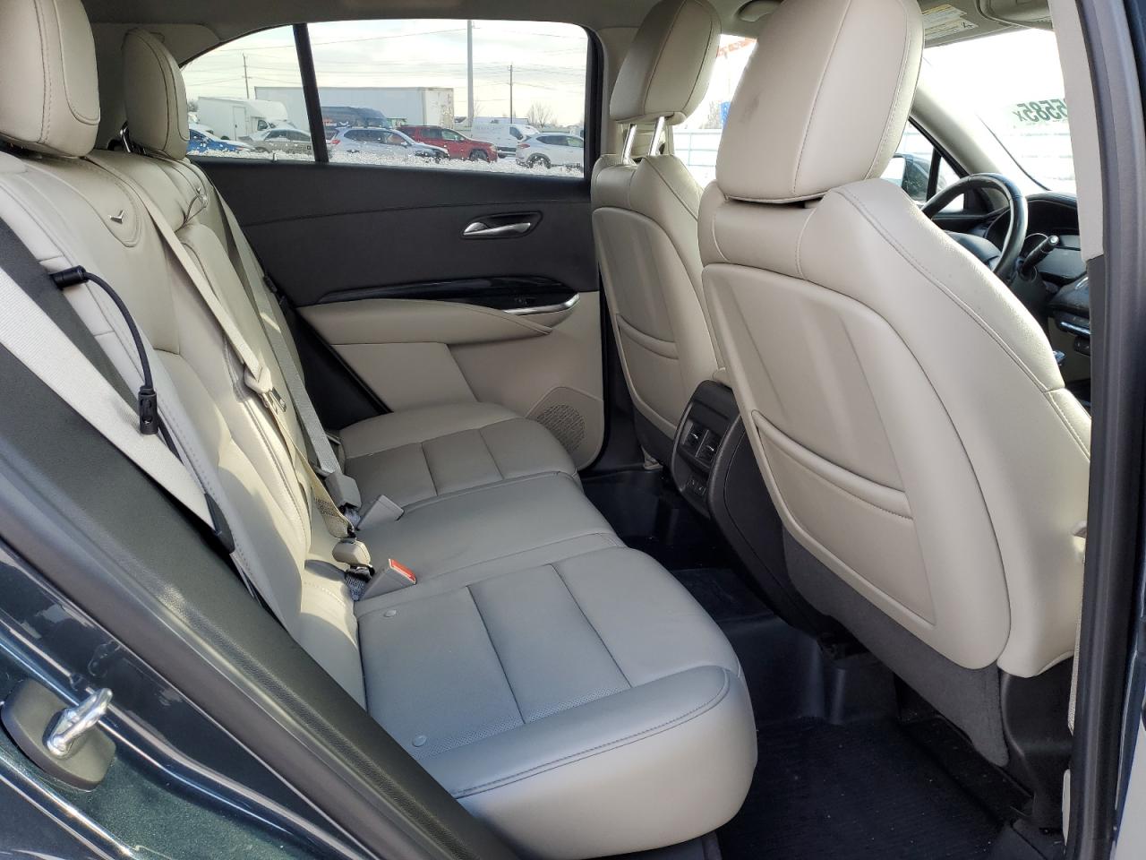 2019 Cadillac XT4 - Image 11