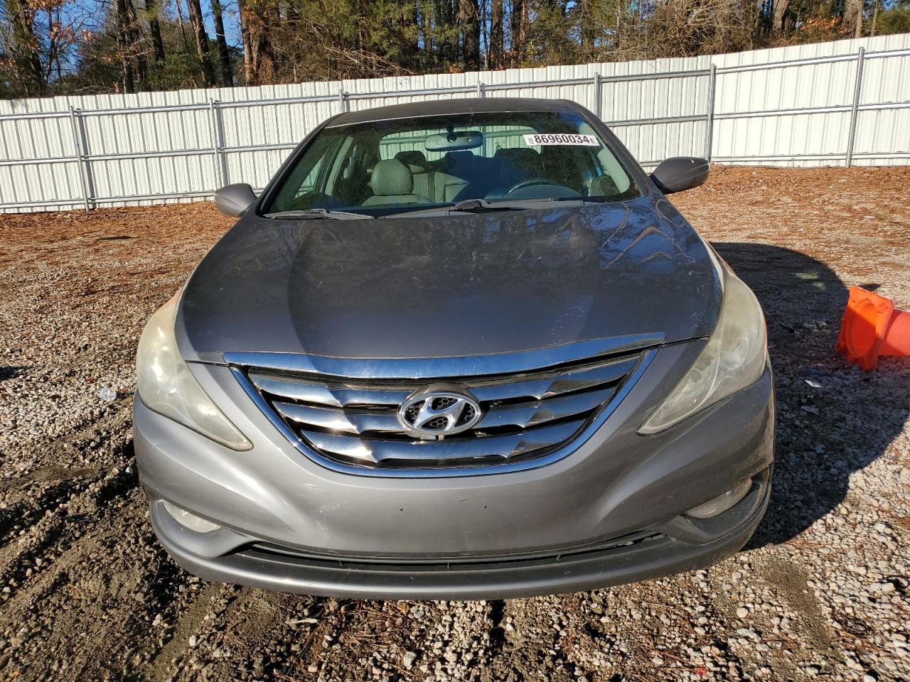 2011 Hyundai Sonata - Image 5