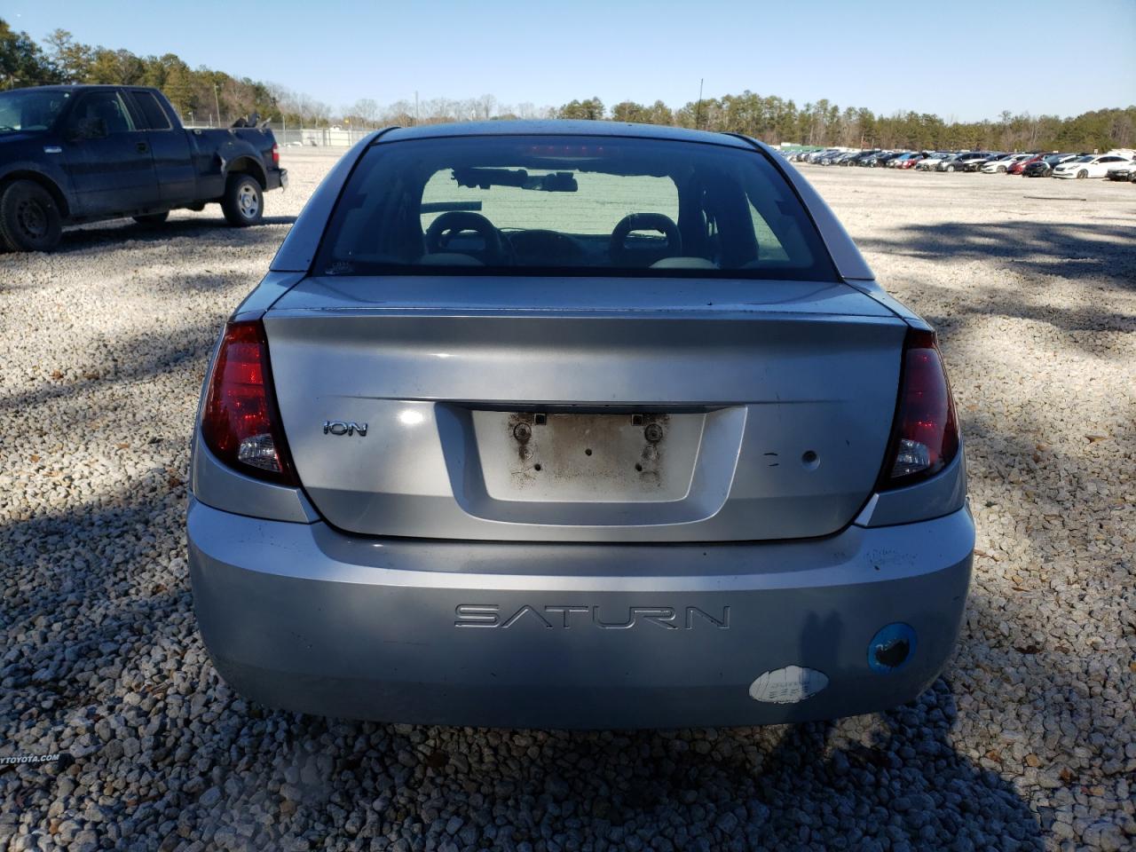 2005 Saturn ION - Image 6