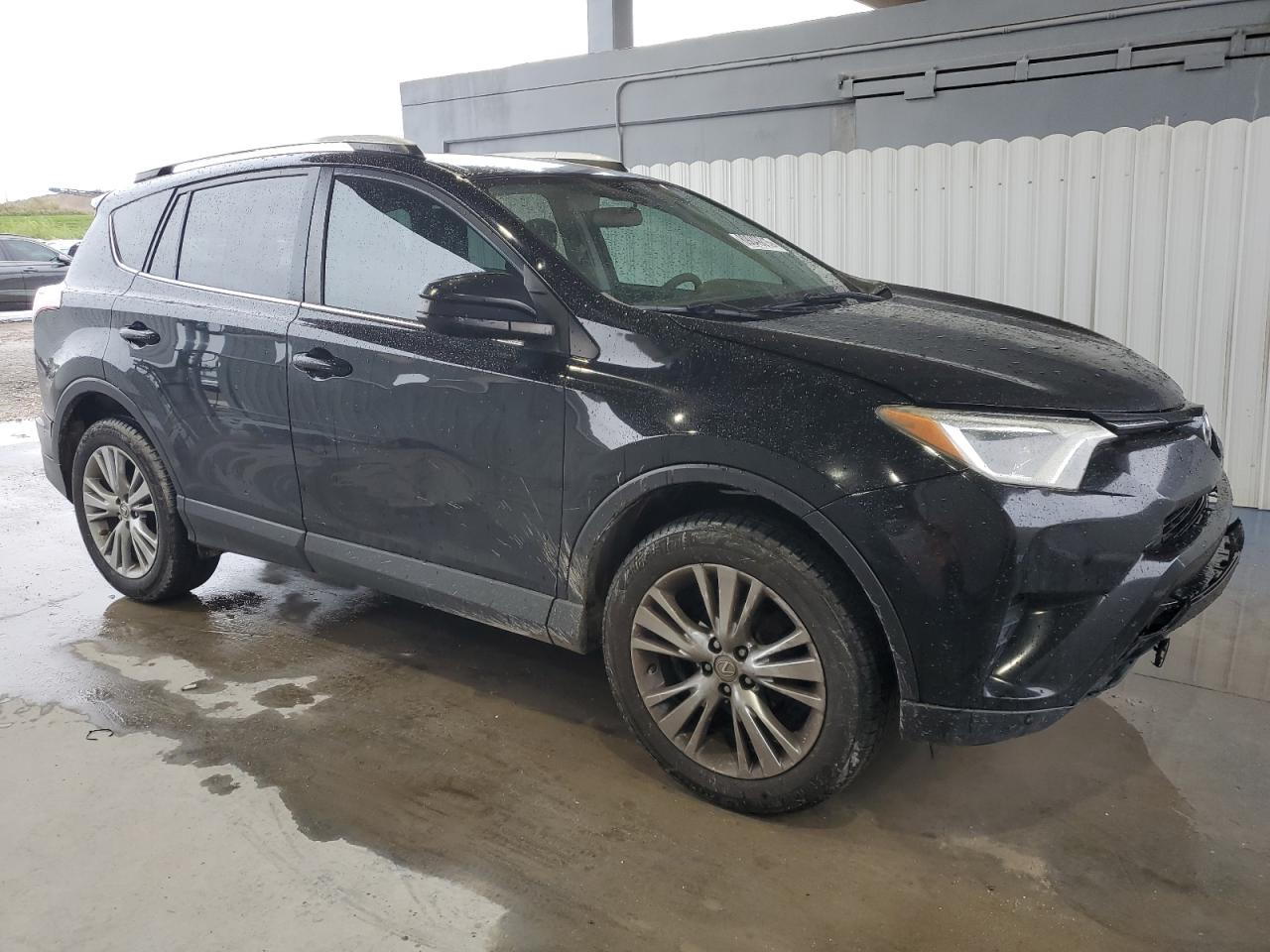 2016 Toyota RAV 4 - Image 4