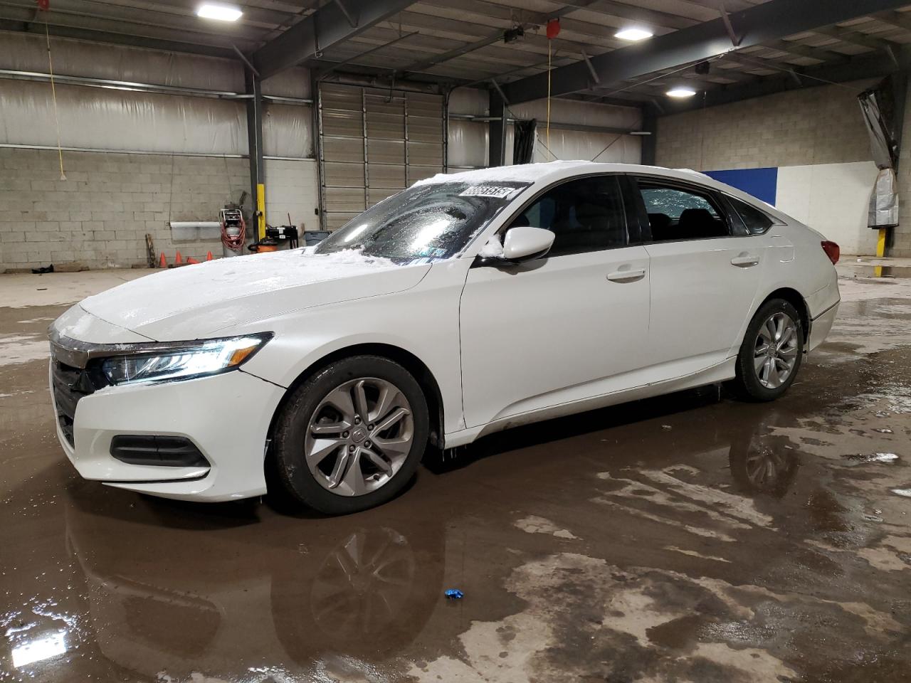 1HGCV1F17KA119585 HONDA ACCORD 2019