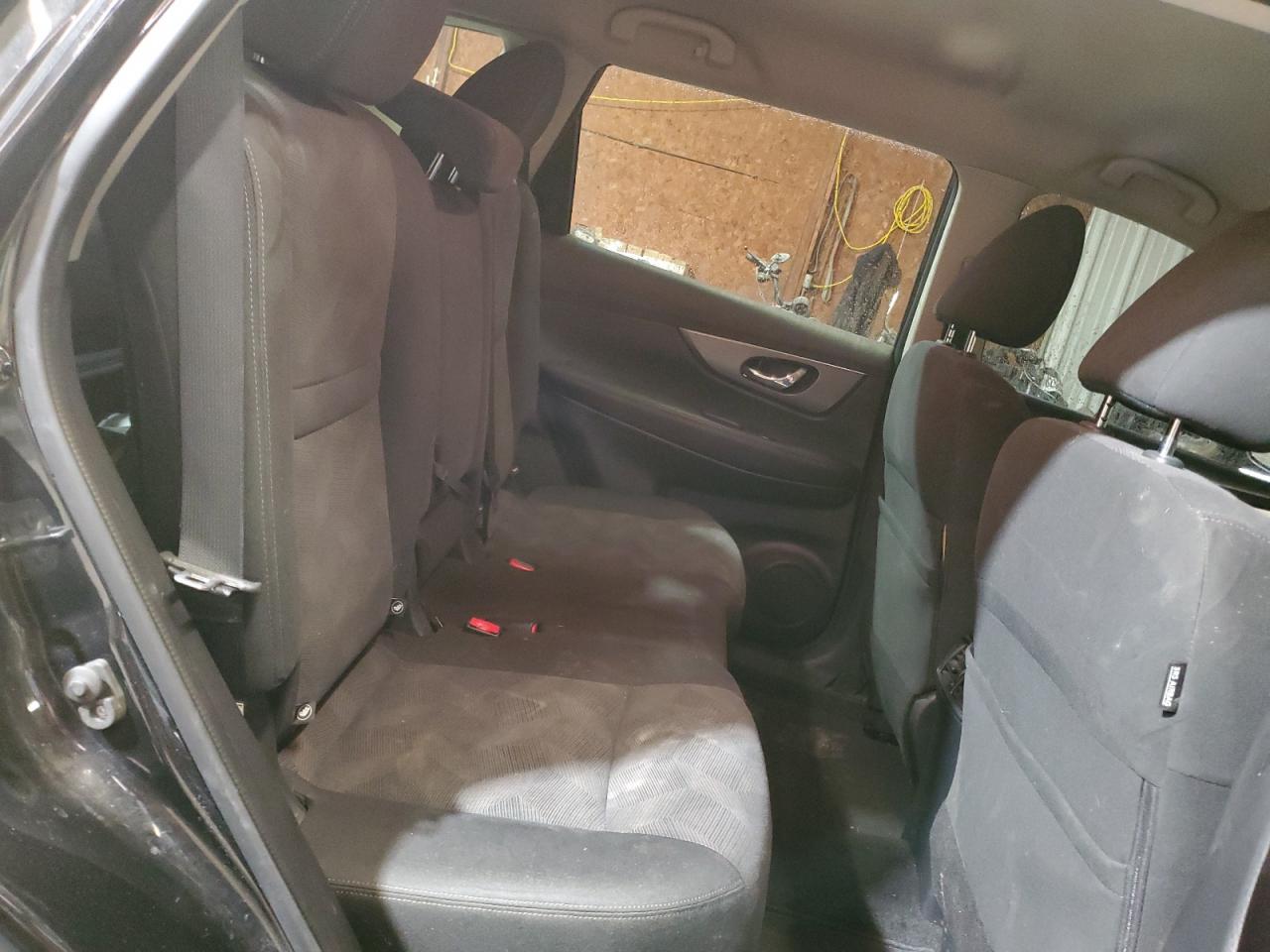 KNMAT2MV4GP728256 NISSAN ROGUE 2016