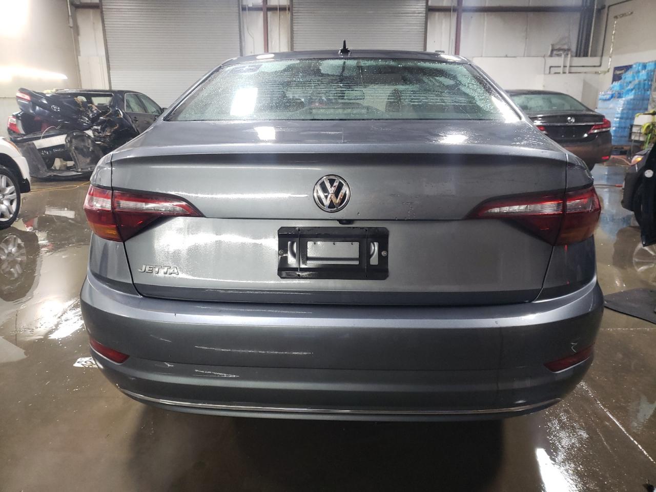 2019 Volkswagen Jetta - Image 6