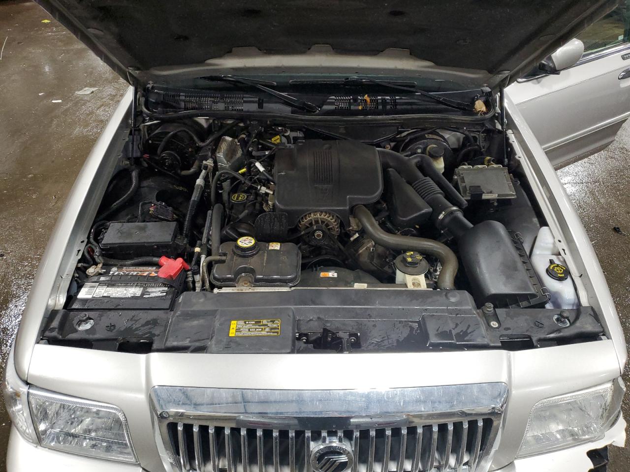 2006 Mercury Grand Marquis - Image 11