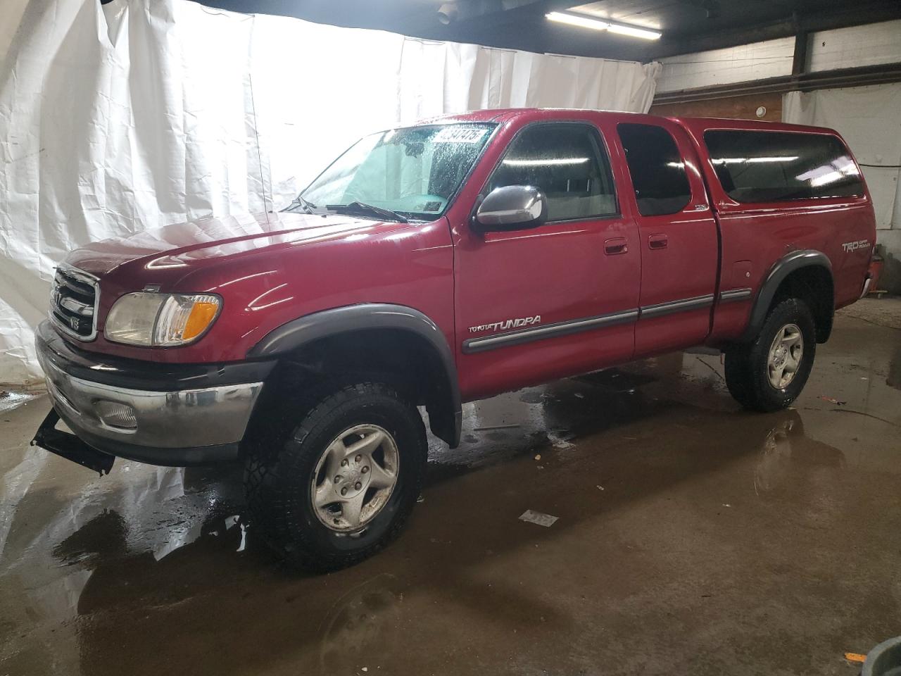 2000 Toyota Tundra - Image 1