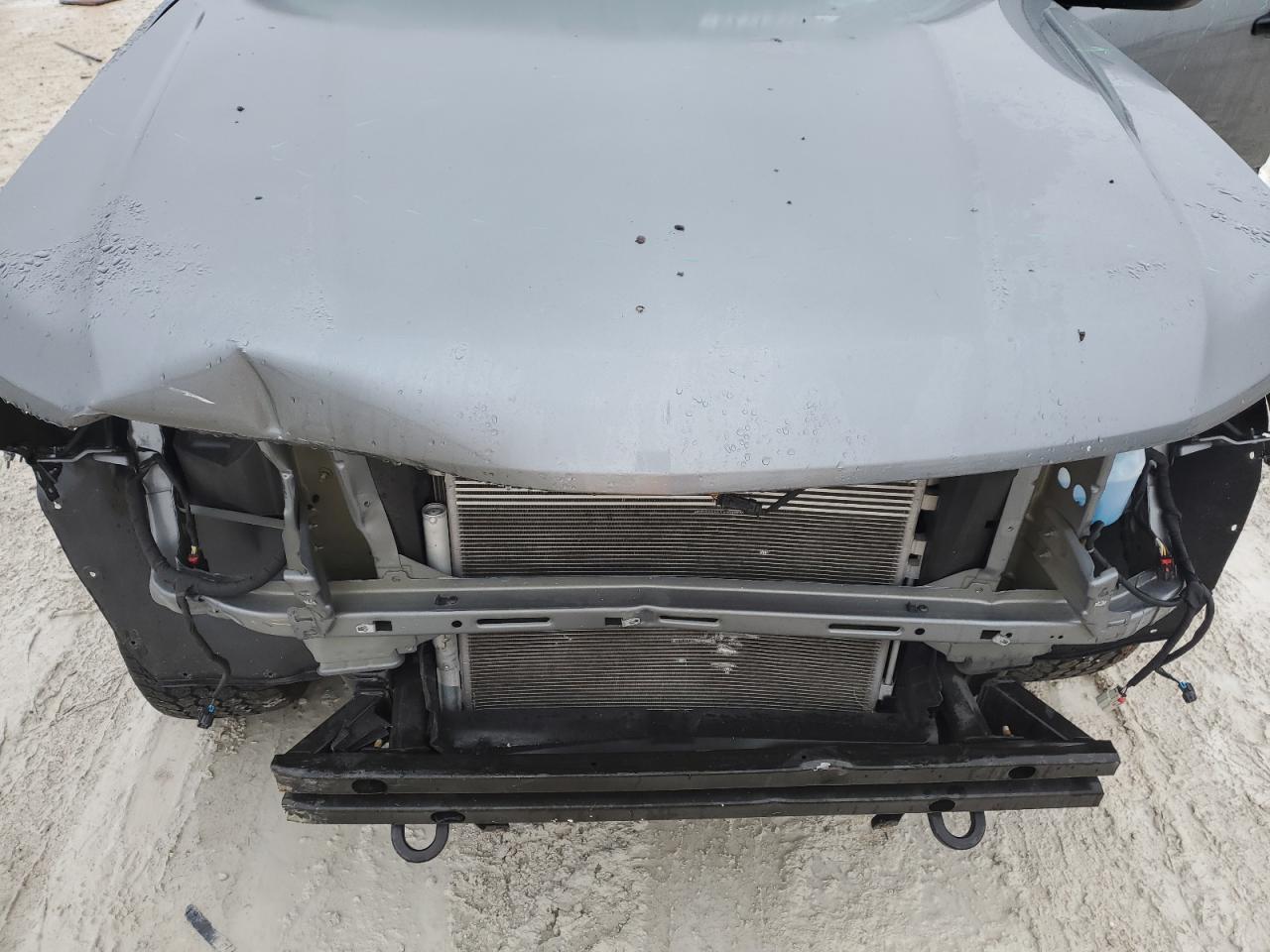 2021 Chevrolet Colorado - Image 11