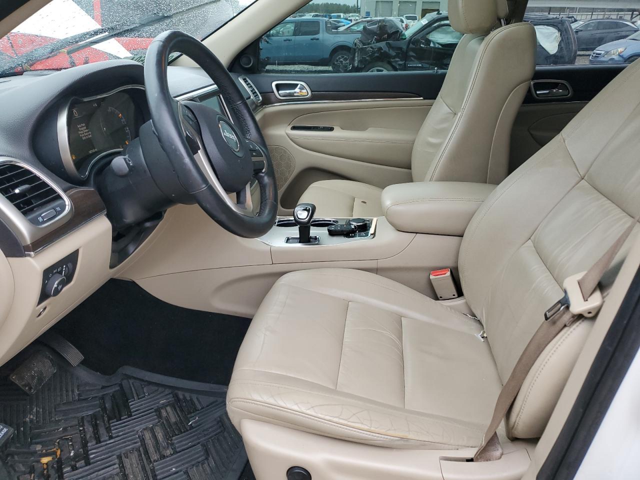 2014 Jeep Grand Cherokee - Image 7