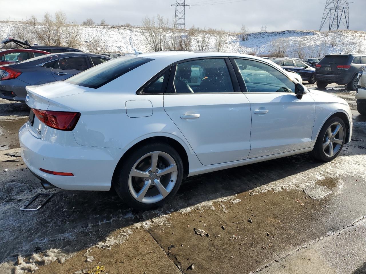 VIN WAUB8GFF6G1020924 2016 AUDI A3 no.3