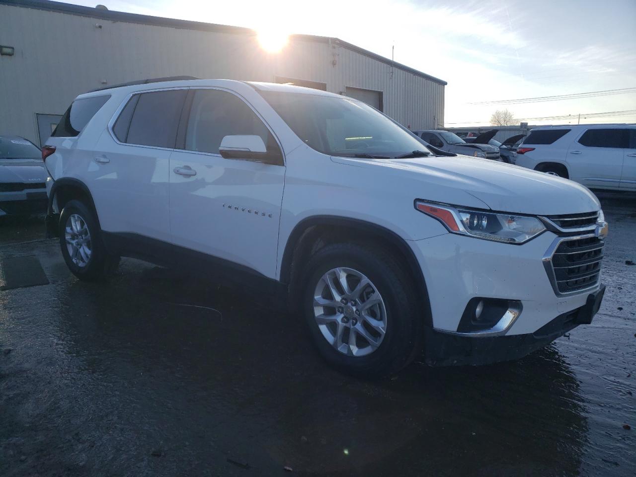 1GNEVGKW7KJ216899 CHEVROLET TRAVERSE 2019