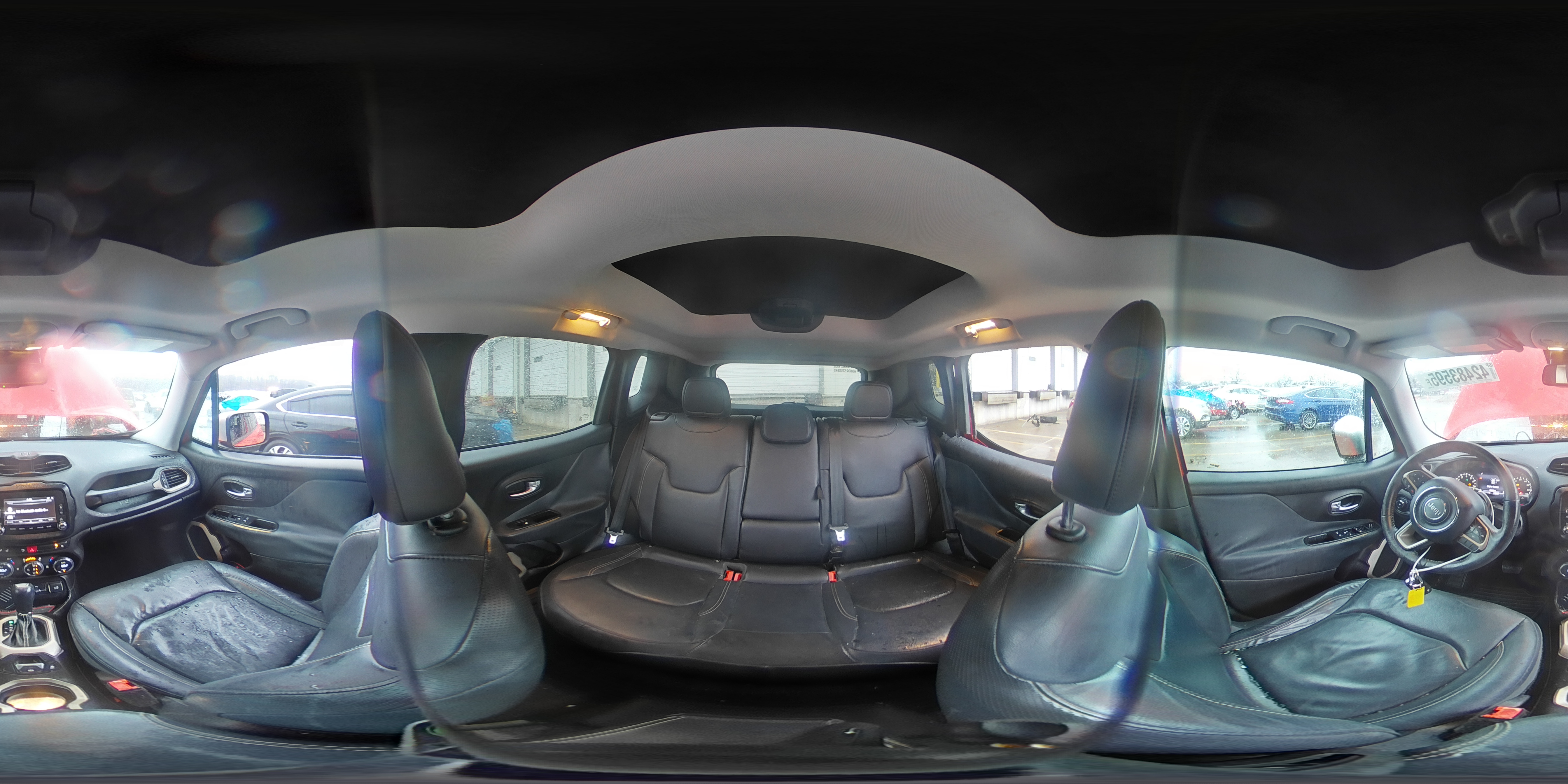 2015 Jeep Renegade - Image 12