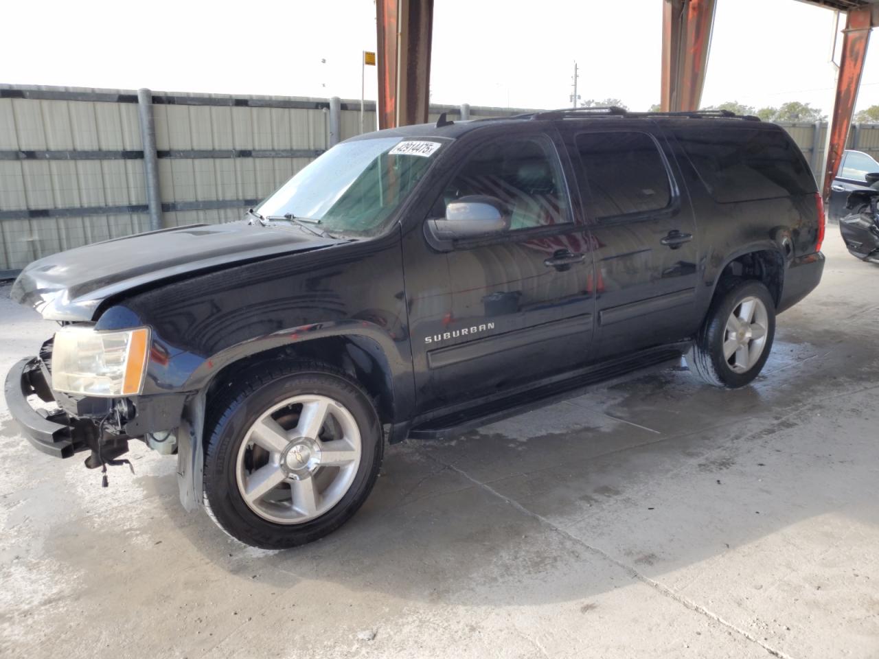 2014 Chevrolet Suburban - Image 1