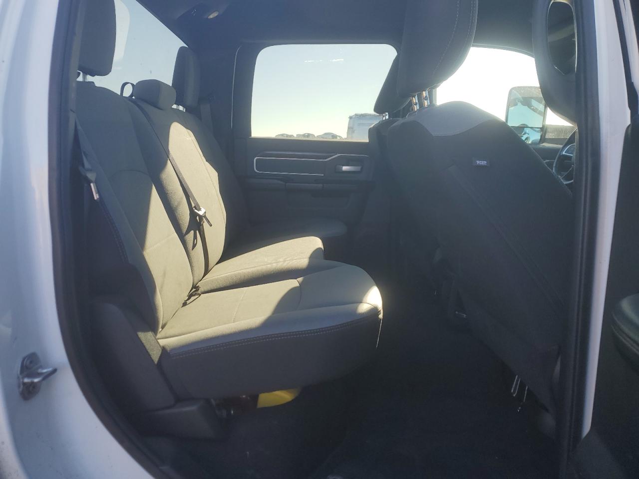 2021 RAM 3500 - Image 10