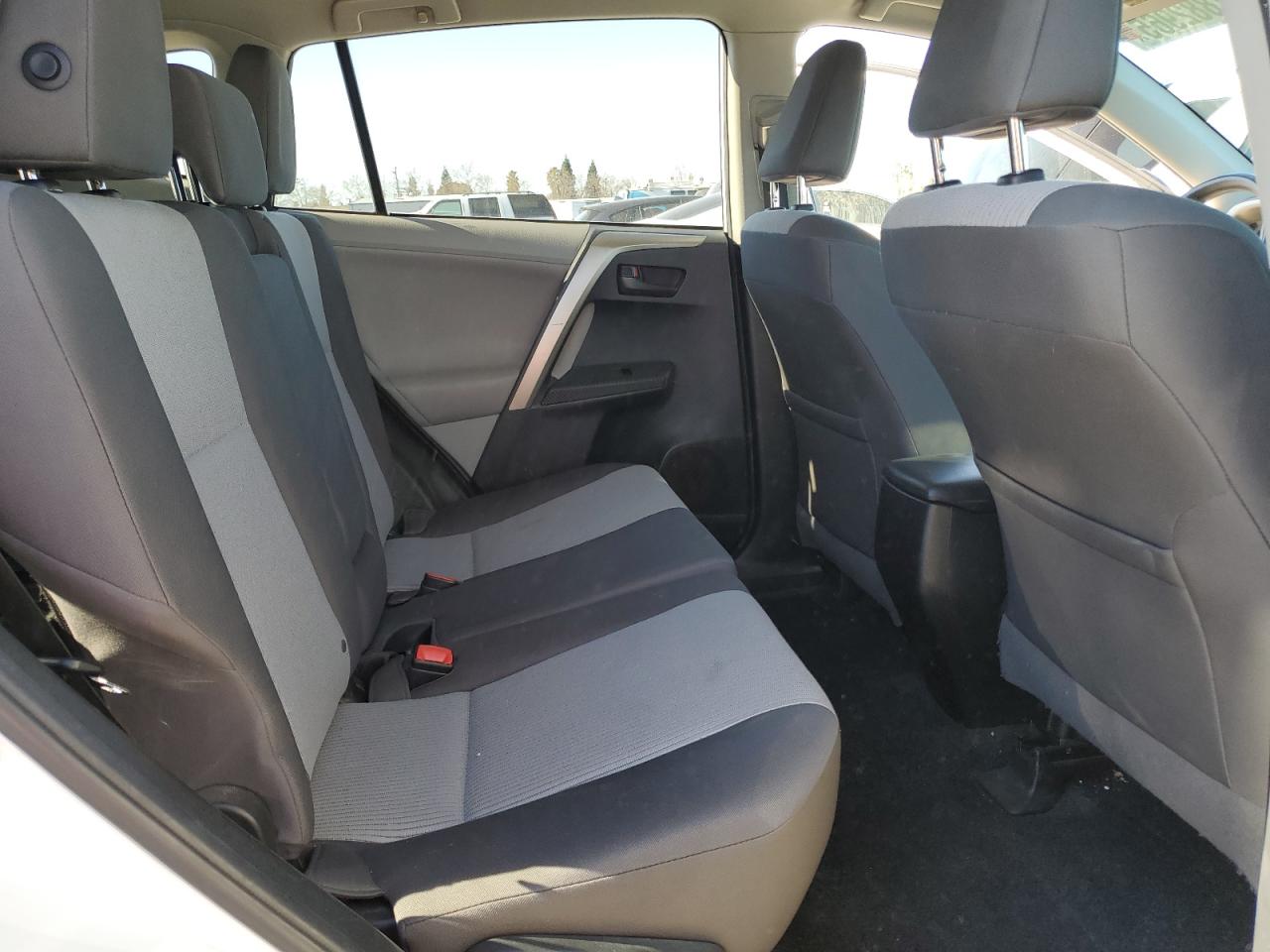 2013 Toyota RAV 4 - Image 11