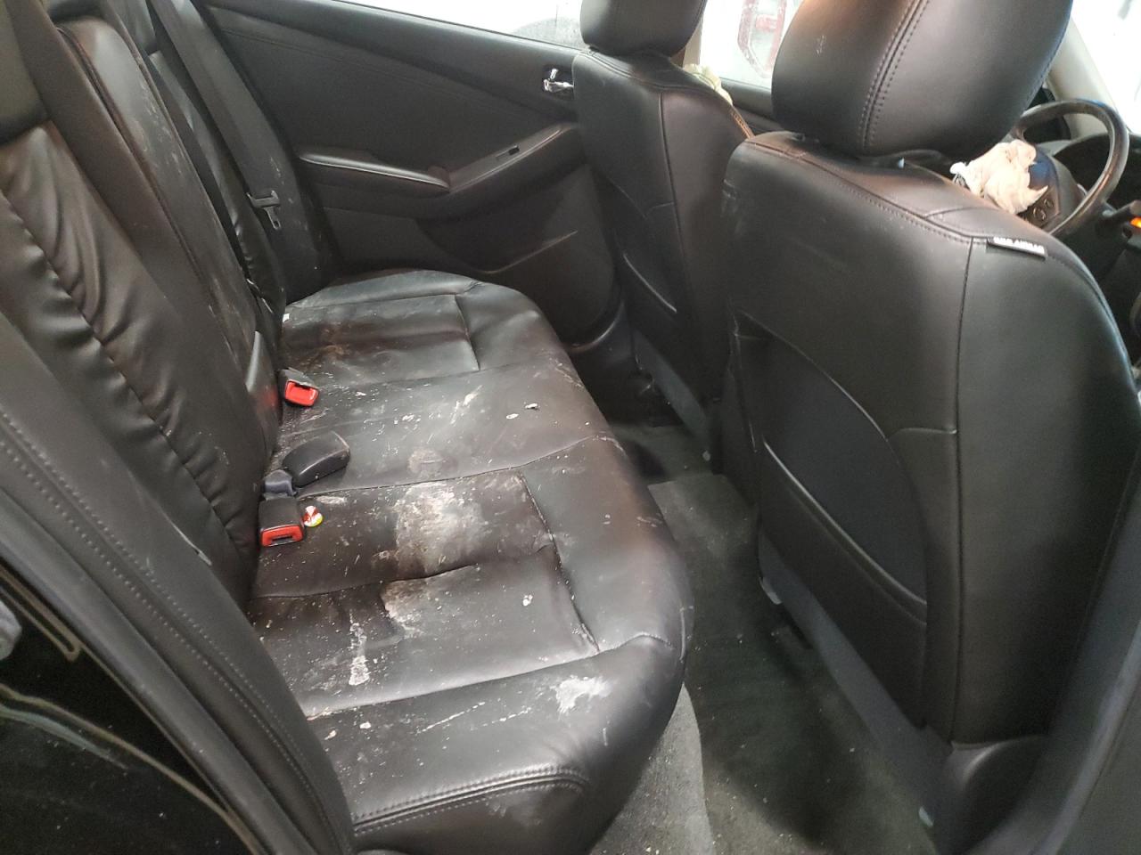 2011 Nissan Altima - Image 11